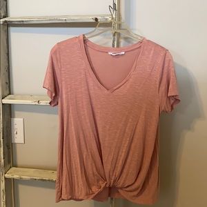 Boutique shirt never worn!!